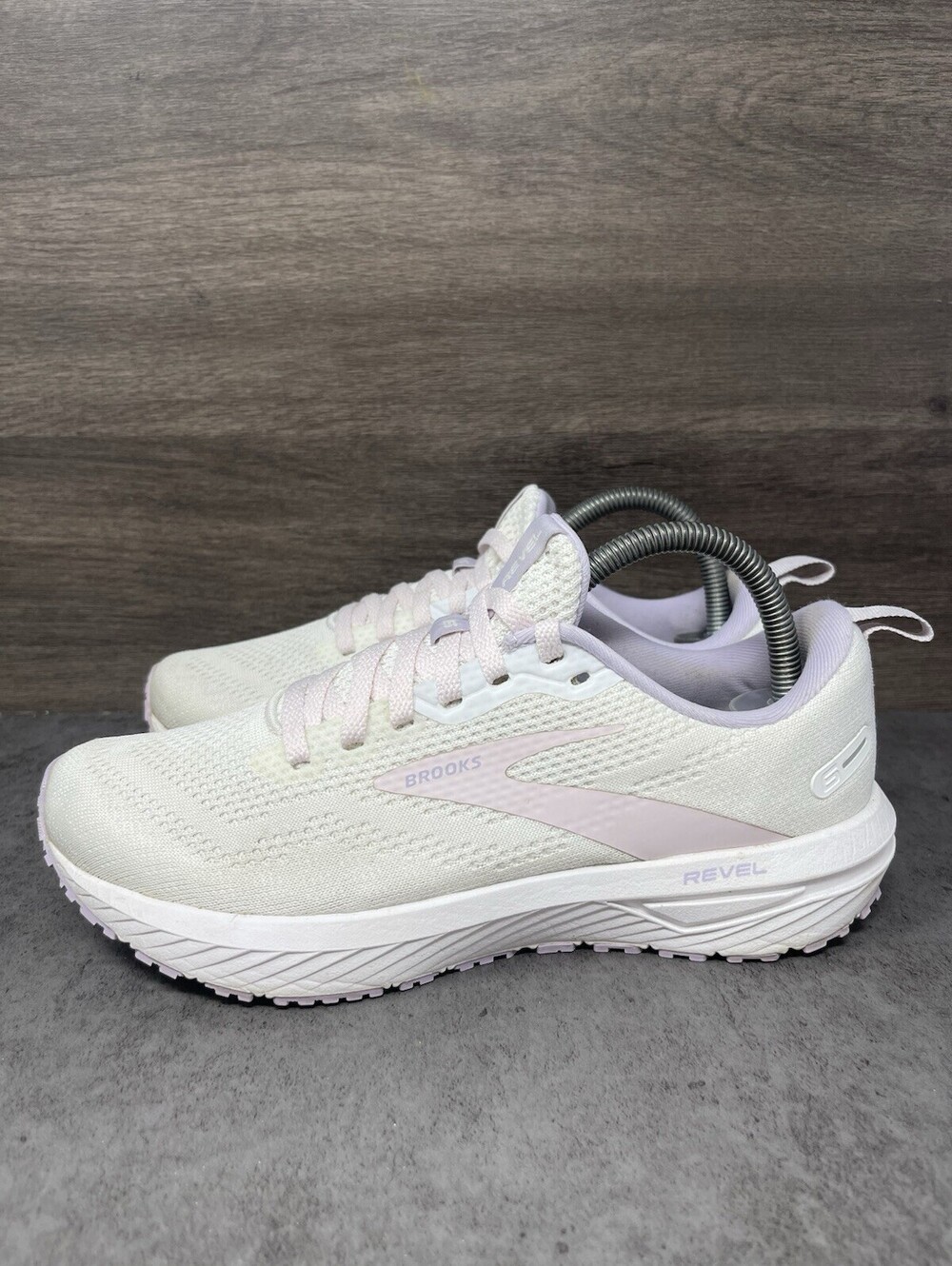 Brooks Revel 6 Womens Size 8 B White Pink Purple Lightweight Running Shoes